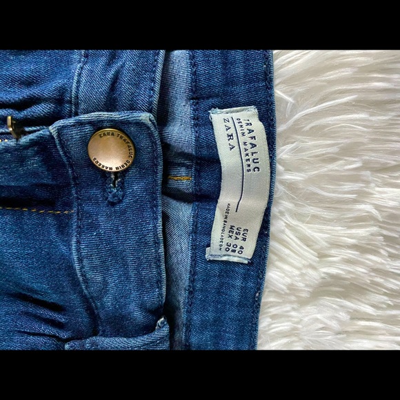 Zara jeans - Picture 2 of 2